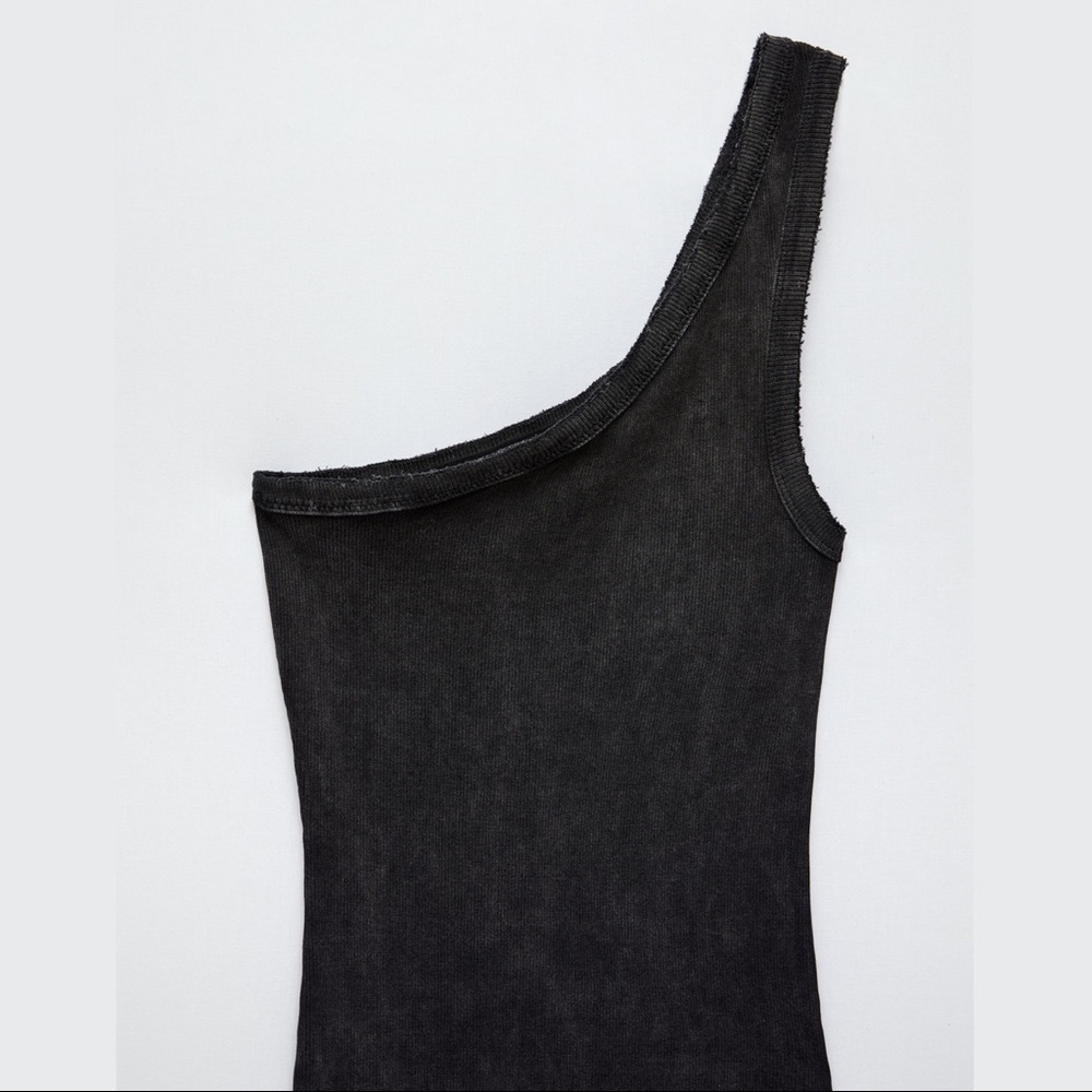 Asymmetric Midi Dress - Picture 5 of 6
